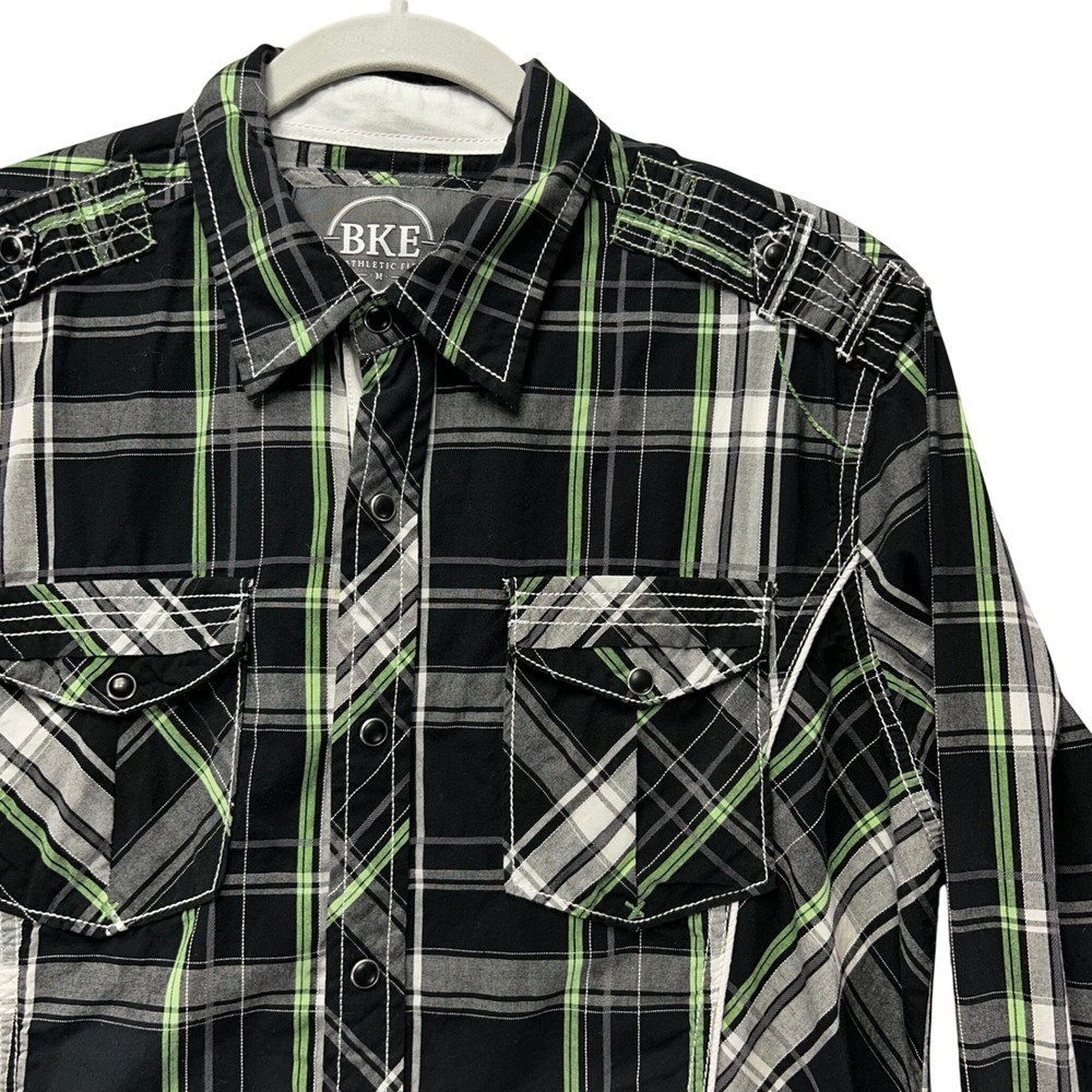 BKE Button Down Athletic Fit Mens M Black Green Plaid Western Grunge Streetwear